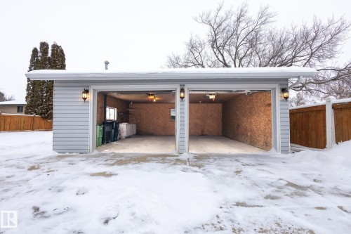 14811 61A Street, Edmonton, AB - Outdoor With Exterior