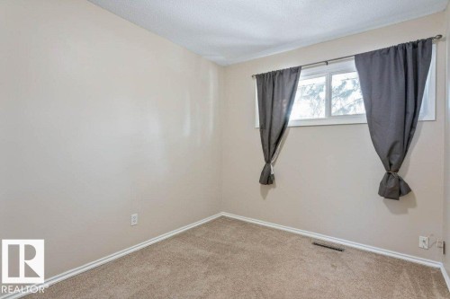 16206 79A Avenue, Edmonton, AB - Indoor Photo Showing Other Room