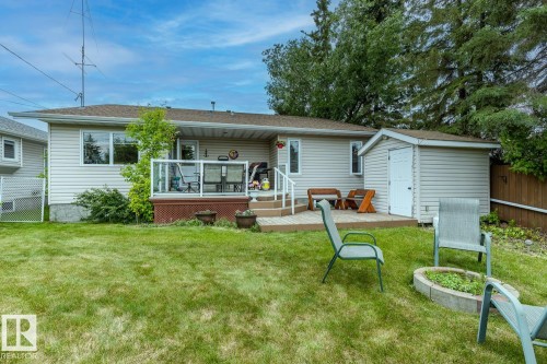 4522 53 Avenue, Leduc, AB - Outdoor With Deck Patio Veranda
