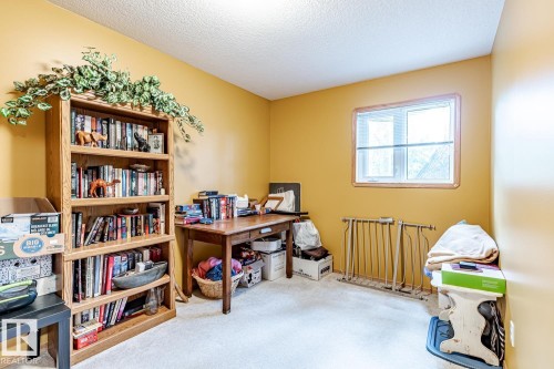 4522 53 Avenue, Leduc, AB - Indoor