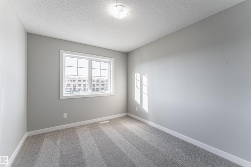 20512 22 Avenue, Edmonton, AB - Indoor Photo Showing Other Room