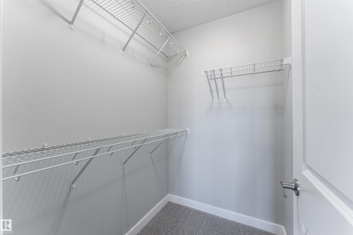 20512 22 Avenue, Edmonton, AB - Indoor With Storage