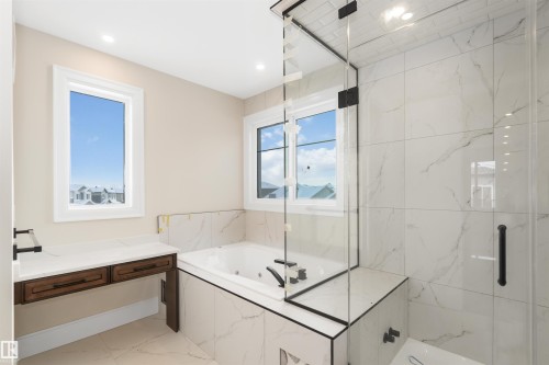 3406 Soleil Boulevard, Beaumont, AB - Indoor Photo Showing Bathroom