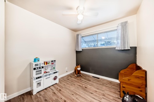 13032 134 Street, Edmonton, AB - Indoor