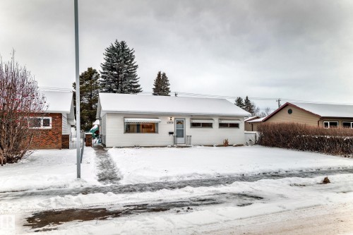 13032 134 Street, Edmonton, AB - Outdoor