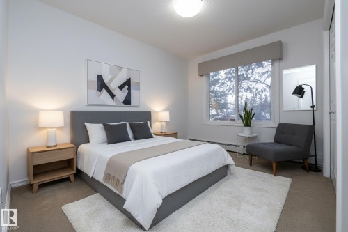 102 2203 44 Avenue, Edmonton, AB - Indoor Photo Showing Bedroom