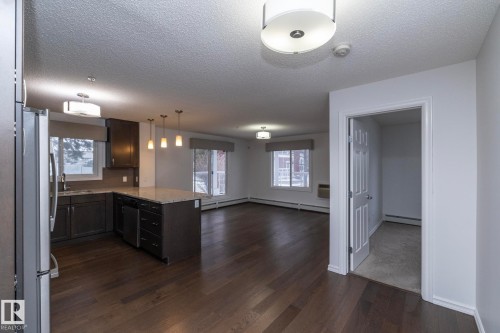 102 2203 44 Avenue, Edmonton, AB - Indoor