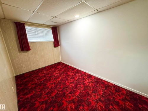 8507 35 Avenue, Edmonton, AB - Indoor Photo Showing Other Room