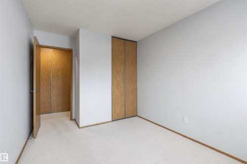 10854 11 Avenue, Edmonton, AB - Indoor Photo Showing Other Room