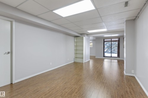 10854 11 Avenue, Edmonton, AB - Indoor Photo Showing Other Room