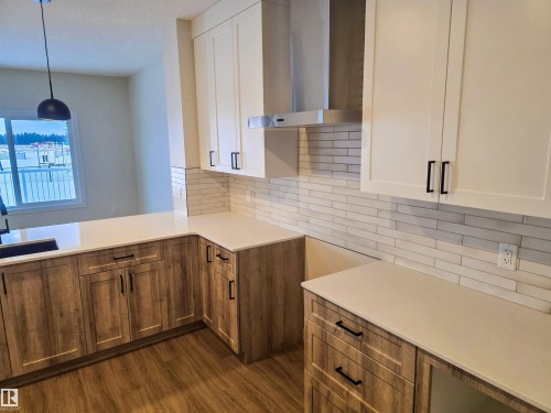 1162 Genesis Lake Boulevard, Stony Plain, AB - Indoor Photo Showing Kitchen
