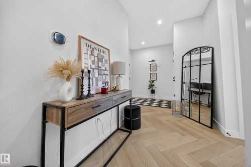 16527 3 Street, Edmonton, AB - Indoor Photo Showing Other Room