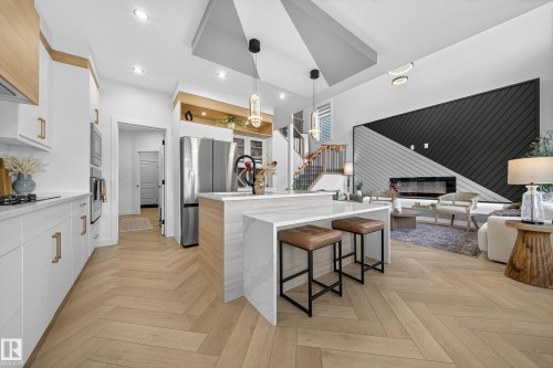 16527 3 Street, Edmonton, AB - Indoor Photo Showing Kitchen With Upgraded Kitchen