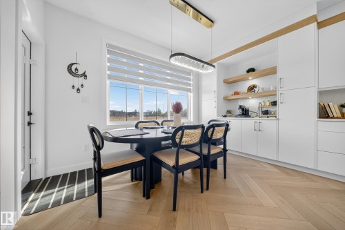 16527 3 Street, Edmonton, AB - Indoor Photo Showing Dining Room
