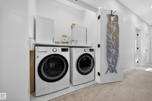 16527 3 Street, Edmonton, AB - Indoor Photo Showing Laundry Room