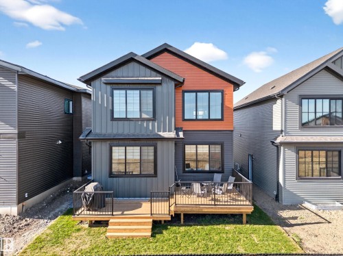 16527 3 Street, Edmonton, AB - Outdoor