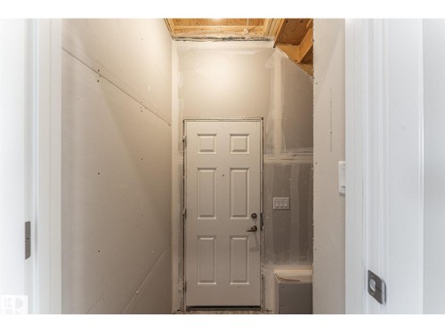 20512 22 Ave Nw, Edmonton, AB - Indoor Photo Showing Other Room
