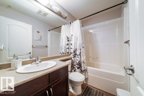 105 5951 165 Avenue, Edmonton, AB - Indoor Photo Showing Bathroom