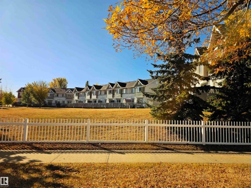 29 1404 Hermitage Road, Edmonton, AB - Outdoor