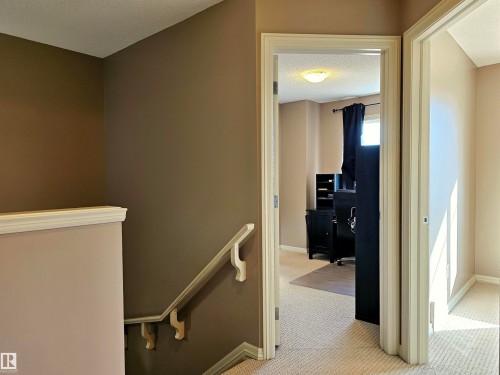 29 1404 Hermitage Road, Edmonton, AB - Indoor Photo Showing Other Room