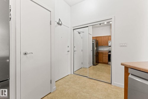 426 4312 139 Avenue, Edmonton, AB - Indoor Photo Showing Other Room