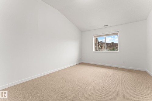 426 4312 139 Avenue, Edmonton, AB - Indoor Photo Showing Other Room