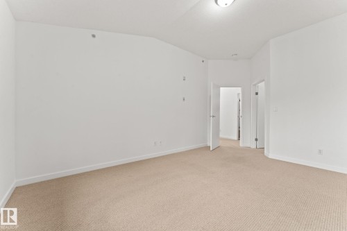 426 4312 139 Avenue, Edmonton, AB - Indoor Photo Showing Other Room