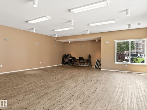 426 4312 139 Avenue, Edmonton, AB - Indoor