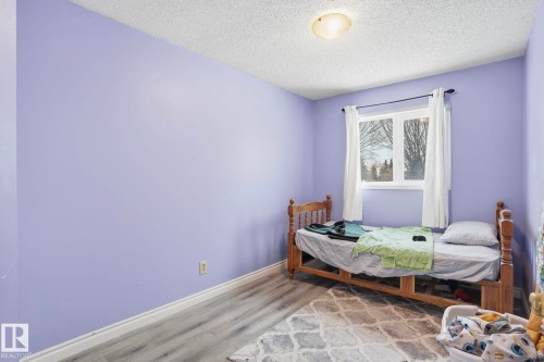 3623 24 Avenue, Edmonton, AB - Indoor Photo Showing Bedroom