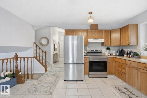 3623 24 Avenue, Edmonton, AB - Indoor Photo Showing Kitchen