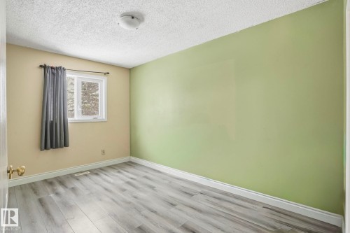 3623 24 Avenue, Edmonton, AB - Indoor Photo Showing Other Room