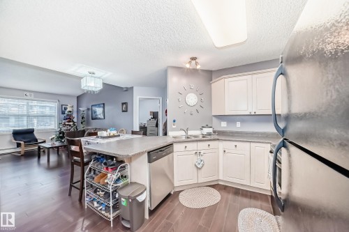 422 12838 65 Street, Edmonton, AB - Indoor Photo Showing Kitchen With Double Sink