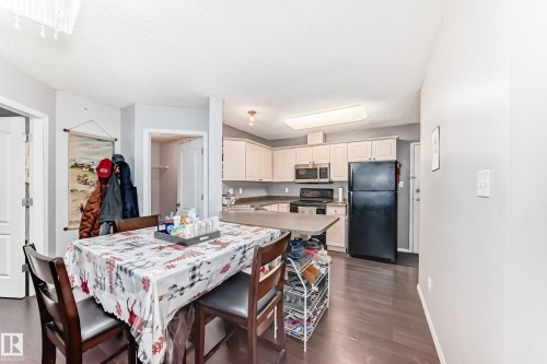 422 12838 65 Street, Edmonton, AB - Indoor