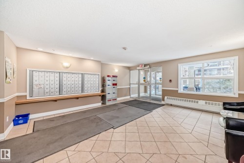 422 12838 65 Street, Edmonton, AB - Indoor Photo Showing Other Room
