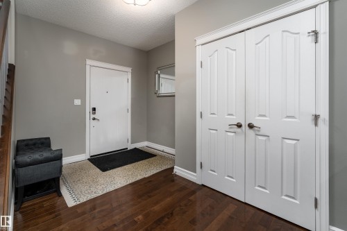 15863 10 Avenue, Edmonton, AB - Indoor Photo Showing Other Room