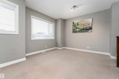 15863 10 Avenue, Edmonton, AB - Indoor Photo Showing Other Room