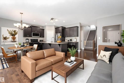 15863 10 Avenue, Edmonton, AB - Indoor Photo Showing Living Room