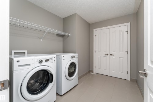 15863 10 Avenue, Edmonton, AB - Indoor Photo Showing Laundry Room