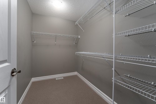 15863 10 Avenue, Edmonton, AB - Indoor With Storage
