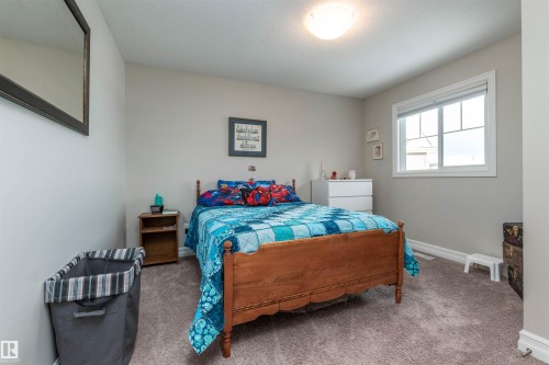 16754 122A Street, Edmonton, AB - Indoor Photo Showing Bedroom