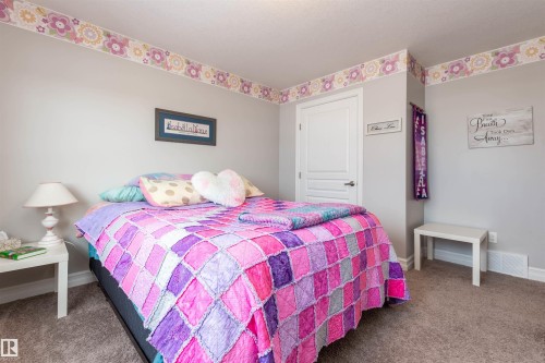 16754 122A Street, Edmonton, AB - Indoor Photo Showing Bedroom