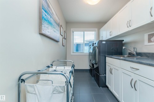 16754 122A Street, Edmonton, AB - Indoor Photo Showing Laundry Room