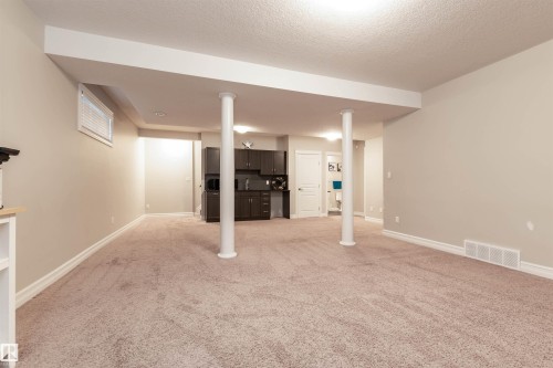 16754 122A Street, Edmonton, AB - Indoor