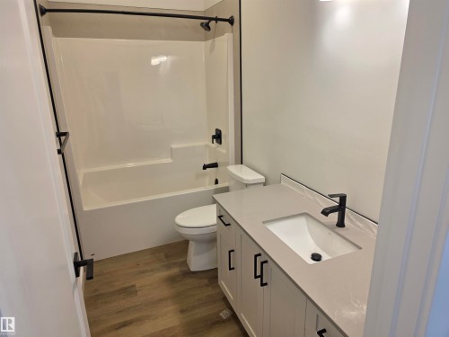 172 Caledon Crescent, Spruce Grove, AB - Indoor Photo Showing Bathroom