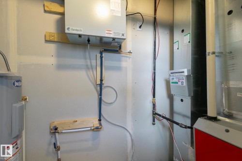 9926 157 Street, Edmonton, AB - Indoor Photo Showing Basement