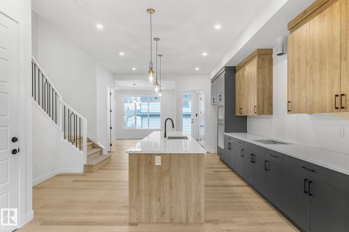 9926 157 Street, Edmonton, AB - Indoor Photo Showing Kitchen