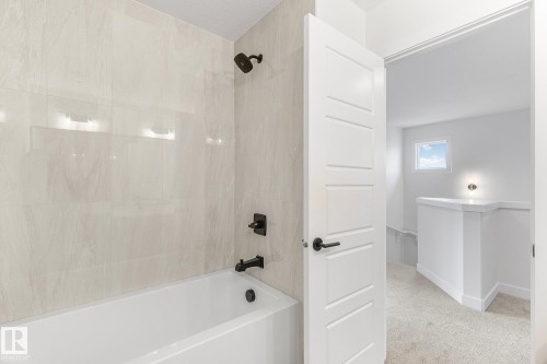 9926 157 Street, Edmonton, AB - Indoor Photo Showing Bathroom