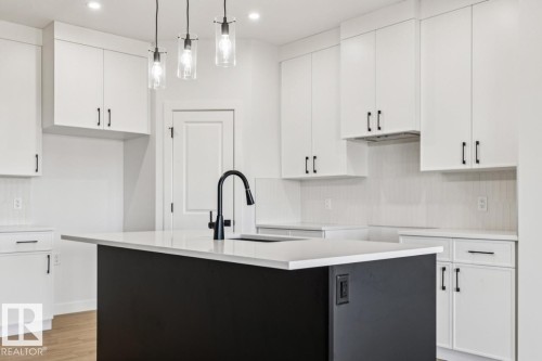 2840 65 Street, Edmonton, AB - Indoor Photo Showing Kitchen With Upgraded Kitchen