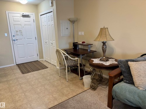 427 8802 Southfort Drive, Fort Saskatchewan, AB - Indoor Photo Showing Other Room