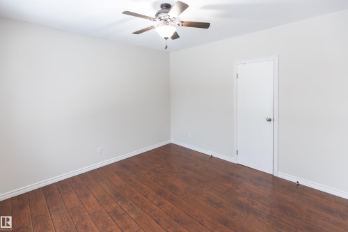 8335 76 Avenue, Edmonton, AB - Indoor Photo Showing Other Room